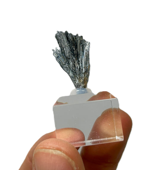 Stibnit (antimonit), Giant Yellowknife Mine, Northwest Territories, Canada