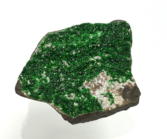 Granat Var. Uwarowit, Saranovskii Mine, Permskaya Oblast, Ural, Russland