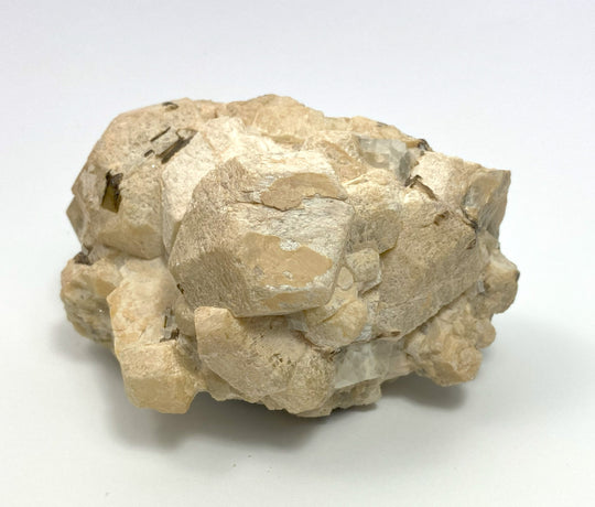 Scapolite, var. mejonite, Besakoa, Madagascar