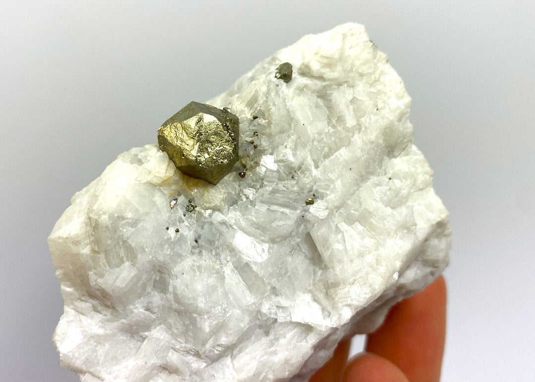 Pyrite in dolomite, Oberdorf/Laming, Styria, Austria