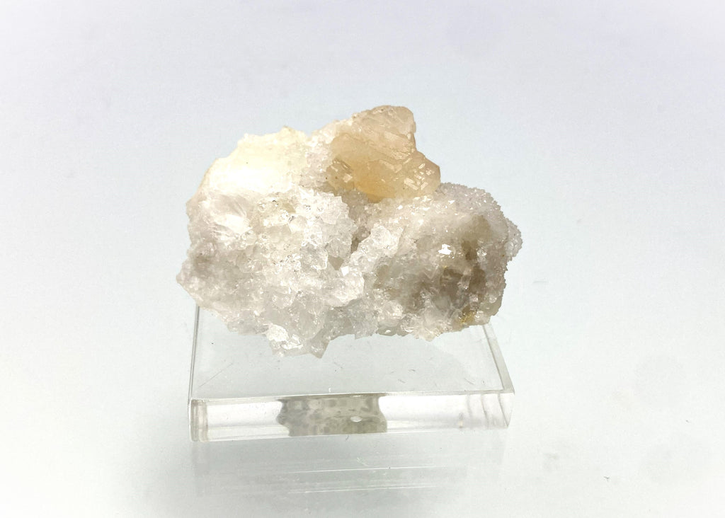 Strontianite on dolomite, Oberdorf a. d. Laming, Styria, Austria