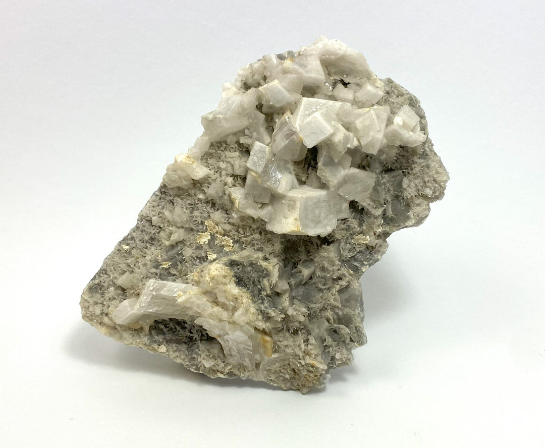 Needle quartz, dolomite, Sunk, Hohentauern, Stmk., Austria