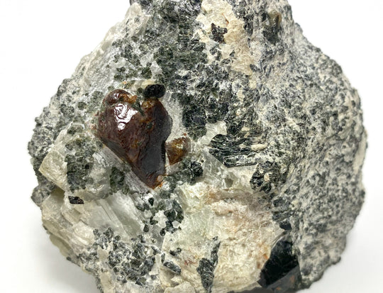 Zircon, Ampanobe, Ikalamavony, Haute Matsiatra, Madagascar