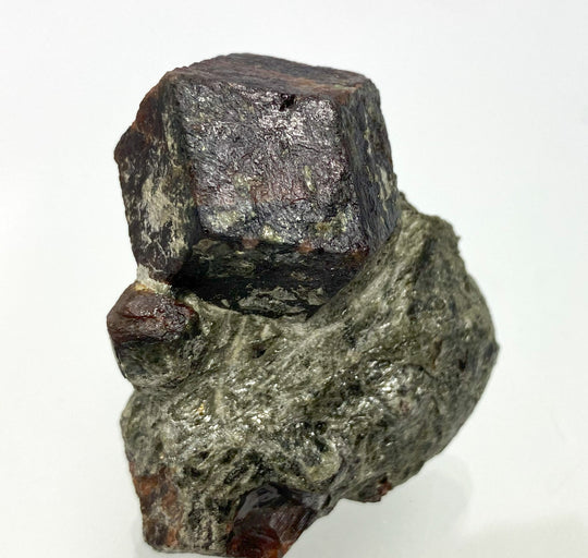 Almandine (garnet), Hornkees, Zillertal Alps, Tyrol, Austria