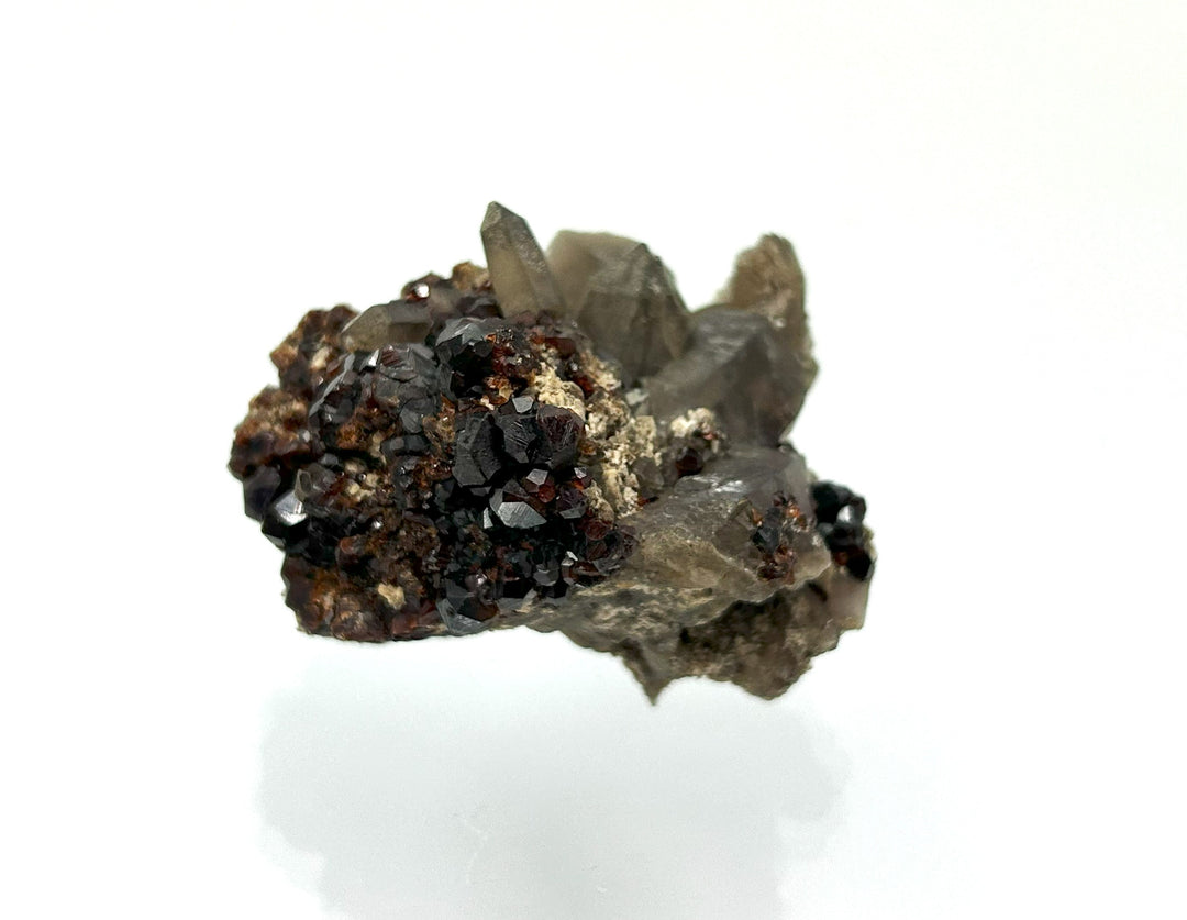 Spessartin (Granat), Rauchquarz, Wushan Spessartin Mine, Tongbei, Provinz Fujian, China