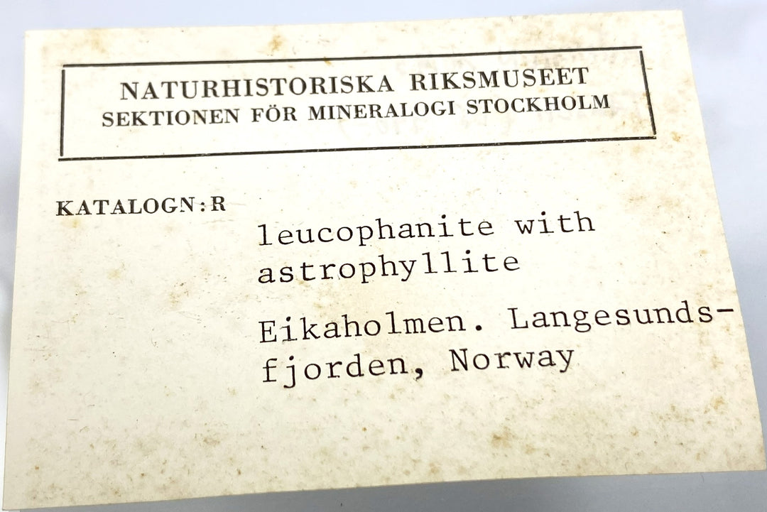 Leukophanit, Austrophyllit, Langesundfjord, Norwegen