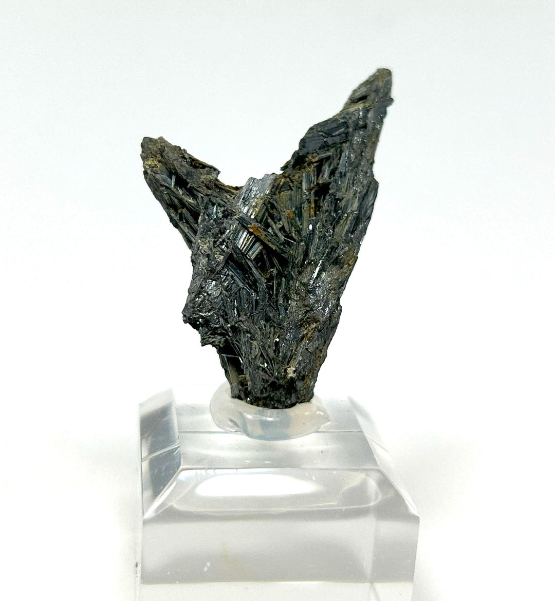 Stibnit (Antimonit), Giant Yellowknife Mine,  Northwest Territories, Canada