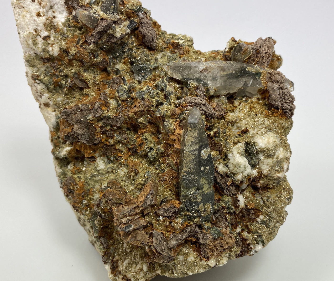 Rock crystal, actinolite, siderite, muscovite, sour snout, Zillertal Alps, Tyrol, Austria