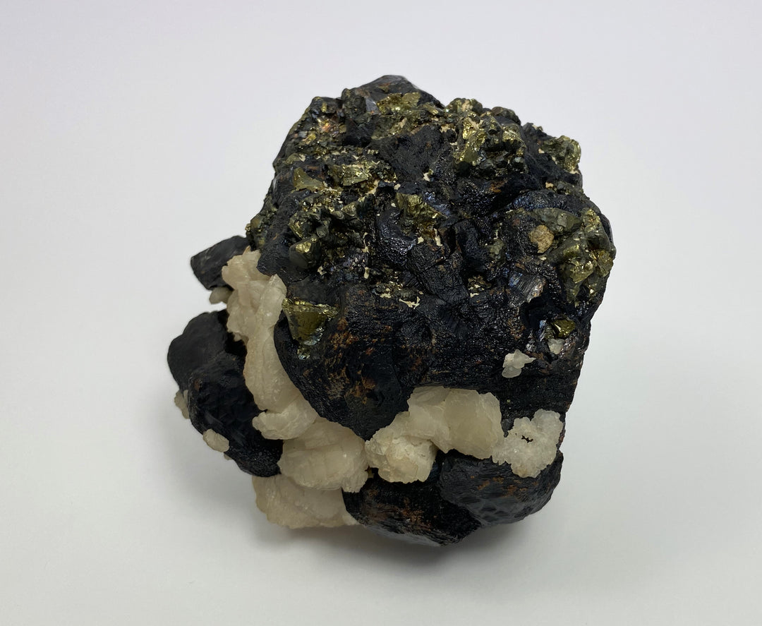 Sphalerite, Galena, Calcite, Calcopyrite, Sovetskii Mine, Dal'negorsk, Russia