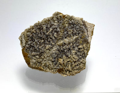 Chalcedony on calcite, siderite, Hüttenberg, Carinthia, Austria