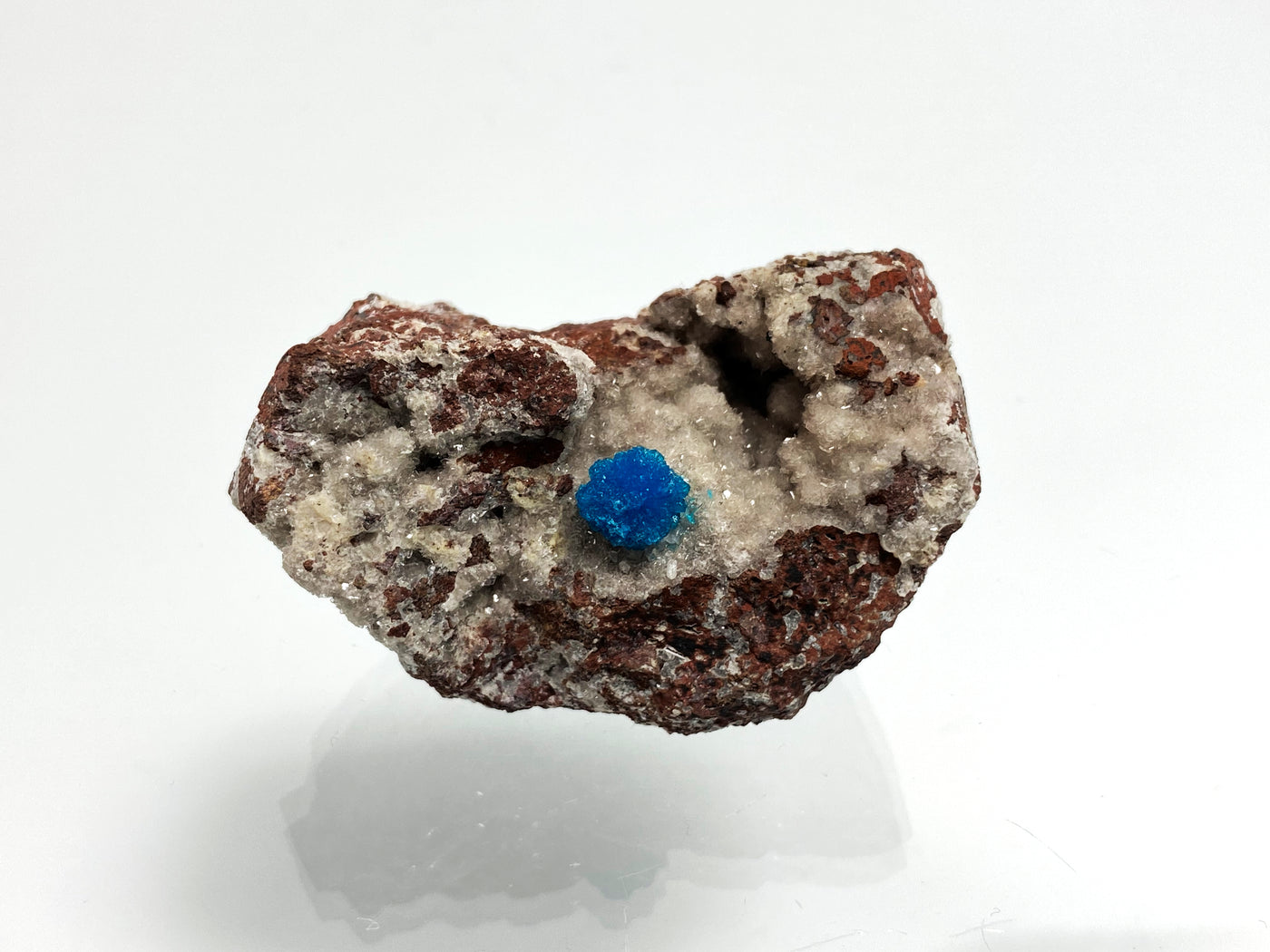 Cavansit, Calcit, Wagholi, Indien