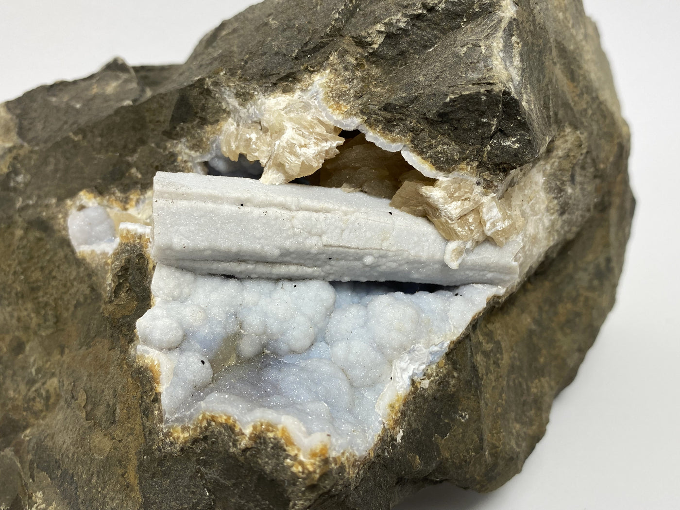Calcit, Chalcedon, Weitendorf, Steiermark, Österreich