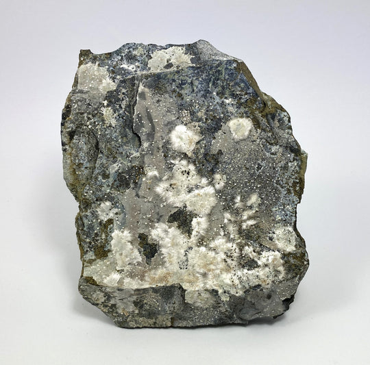 Artinite, hydromagnesite, Kraubath, Styria, Austria